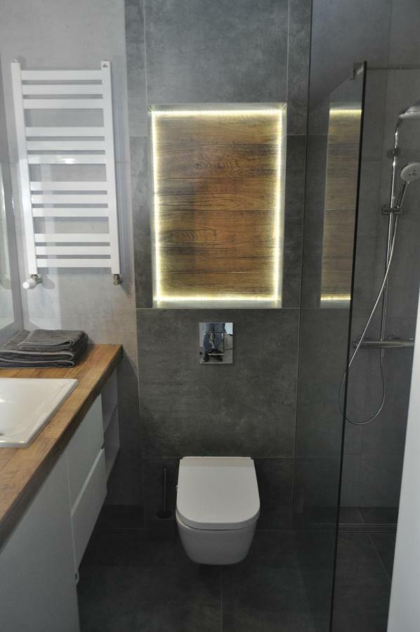 Apartament Shadow Grey Kolobrzeg Bagian luar foto